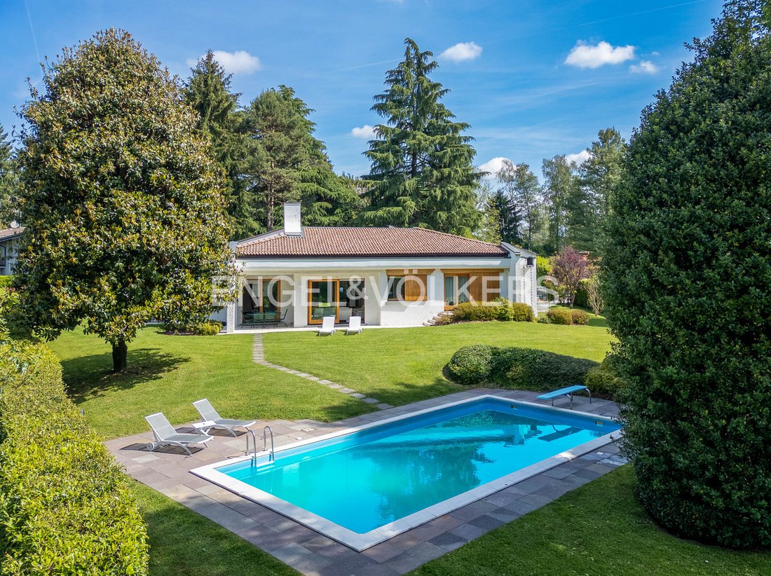 Villa in Carimate, Lombardy, Italy 1 - 18258332