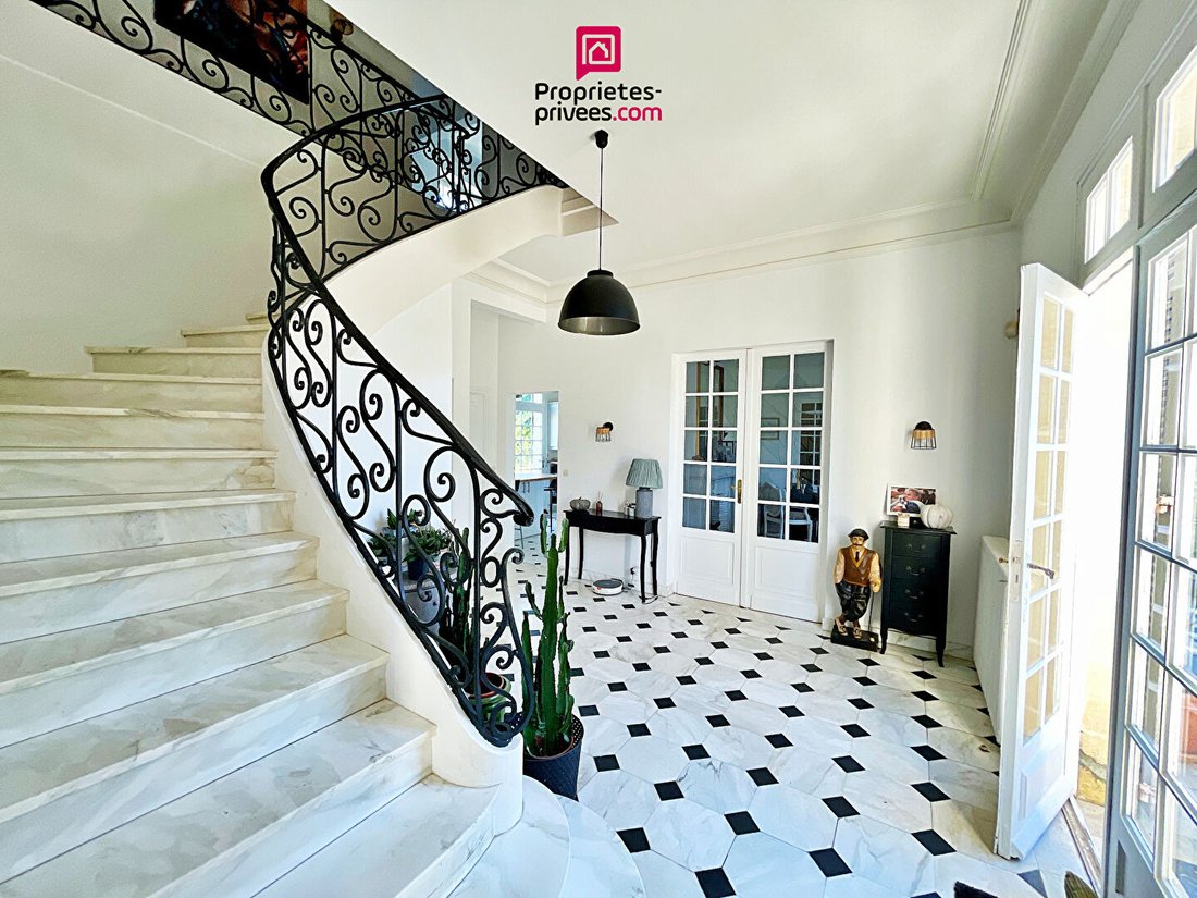 Villa in Yvrac, Nouvelle-Aquitaine, France 4 - 18252416