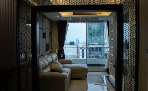 Condo in Bang Lamphu Lang, Krung Thep Maha Nakhon, Thailand 1