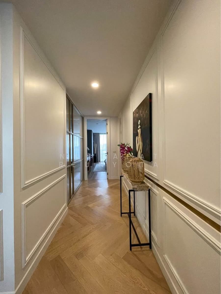 Condo in Phra Khanong Nuea, Bangkok, Thailand 1 - 18253354