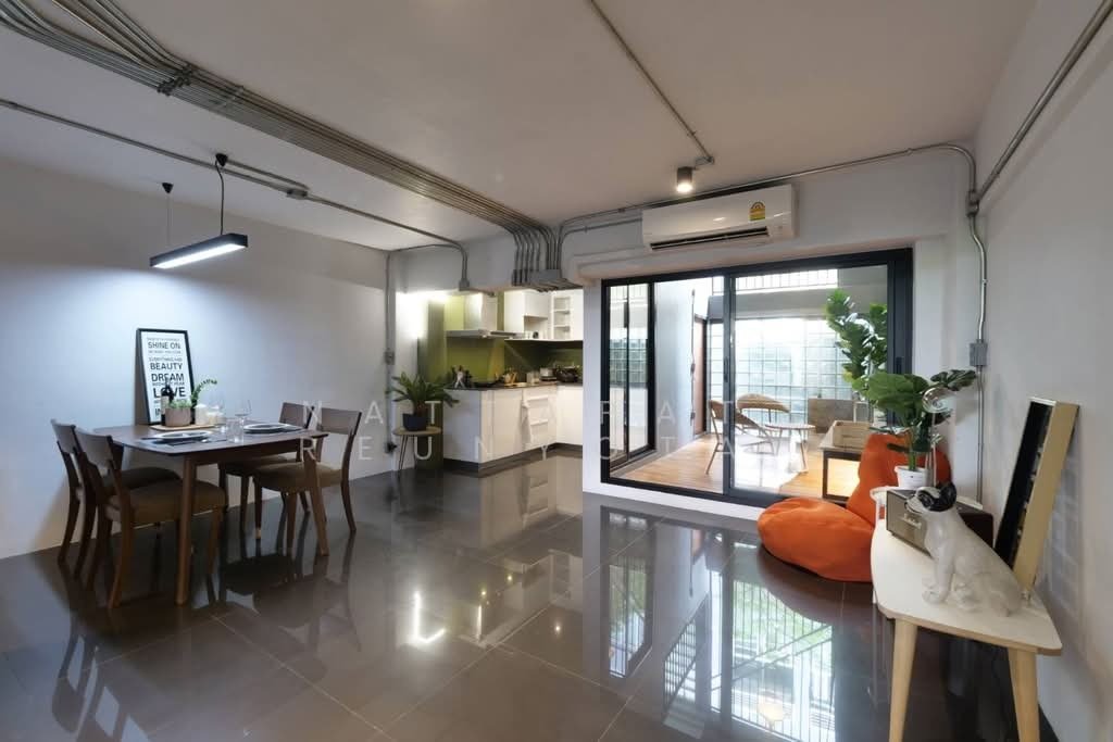 Townhouse in Bangkok, Krung Thep Maha Nakhon, Thailand 3 - 18253597