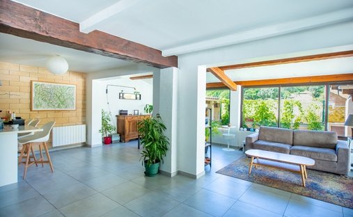 House in Jas de Rhodes-Grande Colle, Les Pennes-Mirabeau, France 1