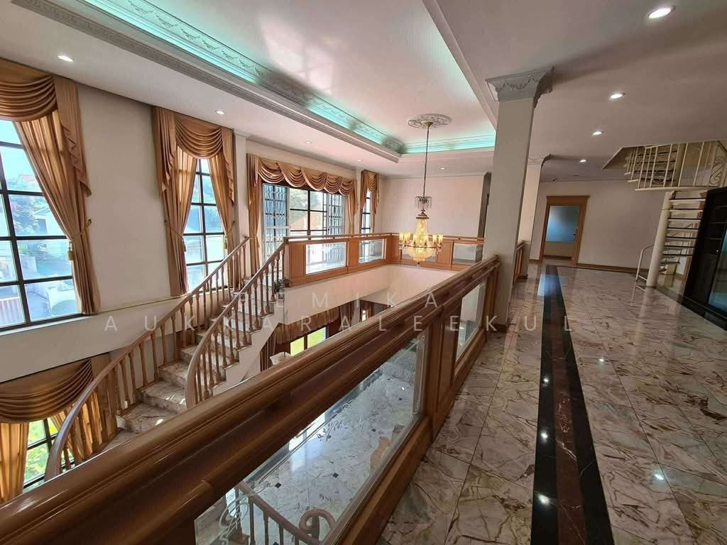House in Chan Kasem, Bangkok, Thailand 1 - 18252932