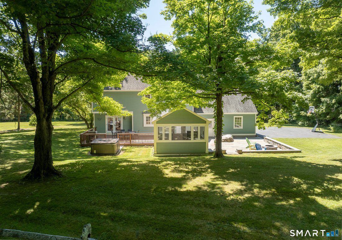 House in Monroe, Connecticut, United States 2 - 18254809