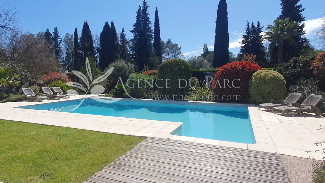 Villa in Nord, Roquefort-les-Pins, France 3 - 17756626