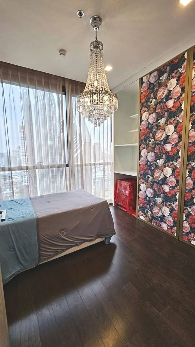 Condo in Thanon Phaya Thai, Bangkok, Thailand 1 - 18253237