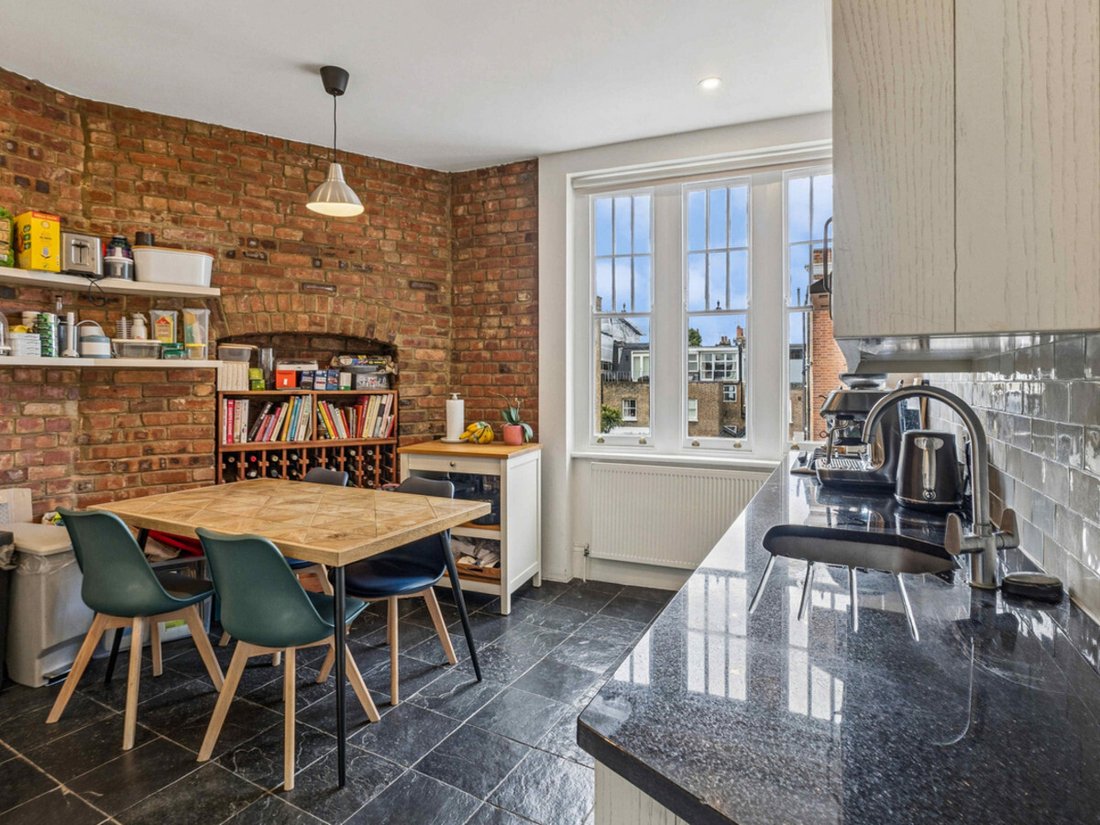 Apartment in West Brompton, Kensington And Chelsea, England 2 - 18251409