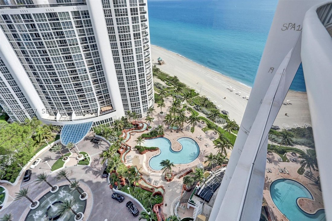 Maison à Sunny Isles Beach, Floride, États-Unis 1 - 17502022