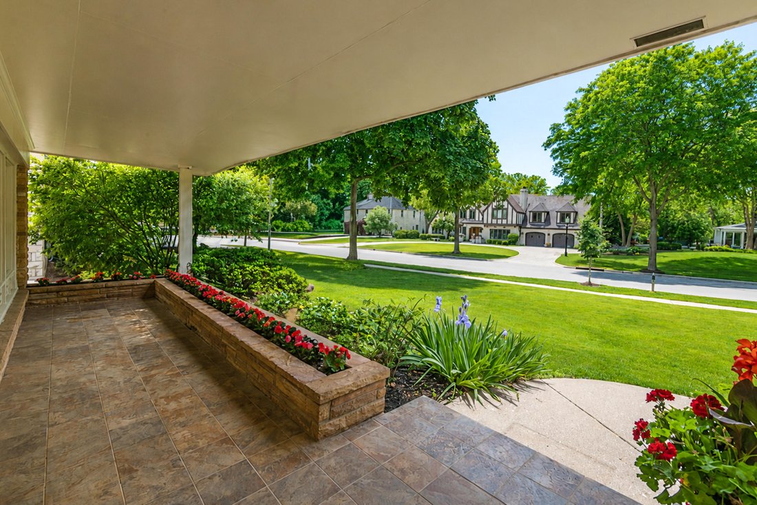 House in Wauwatosa, Wisconsin, United States 4 - 18219965