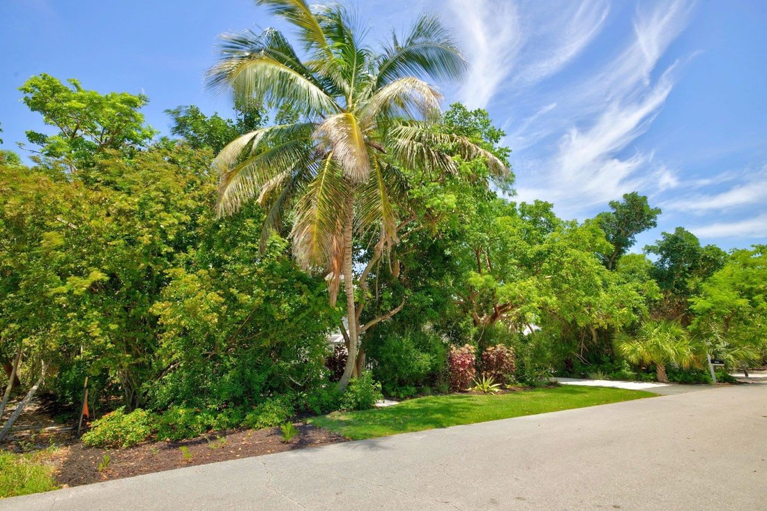 House in Sanibel, Florida, United States 3 - 18081621