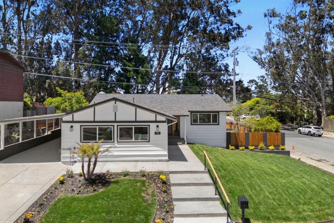 House in San Bruno, California, United States 3 - 18252958
