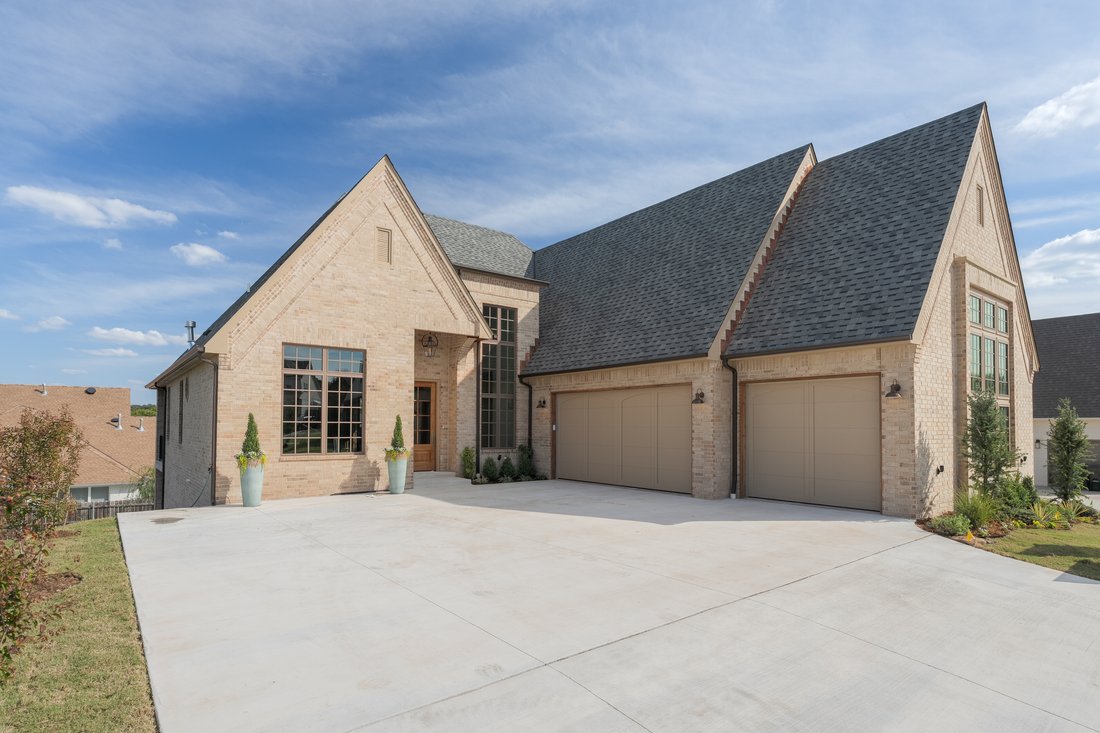 House in Edmond, Oklahoma, United States 1 - 18253071