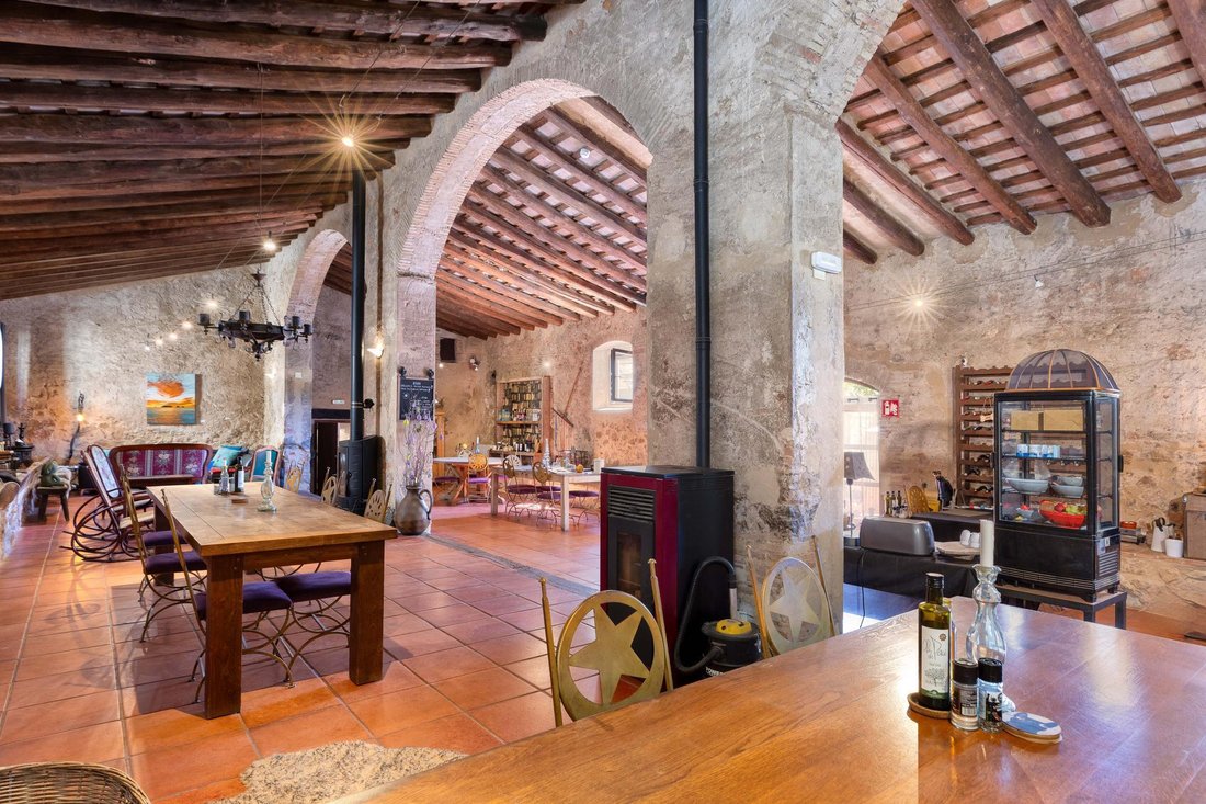 Country House in Torroella de Montgri, Catalonia, Spain 2 - 18250491