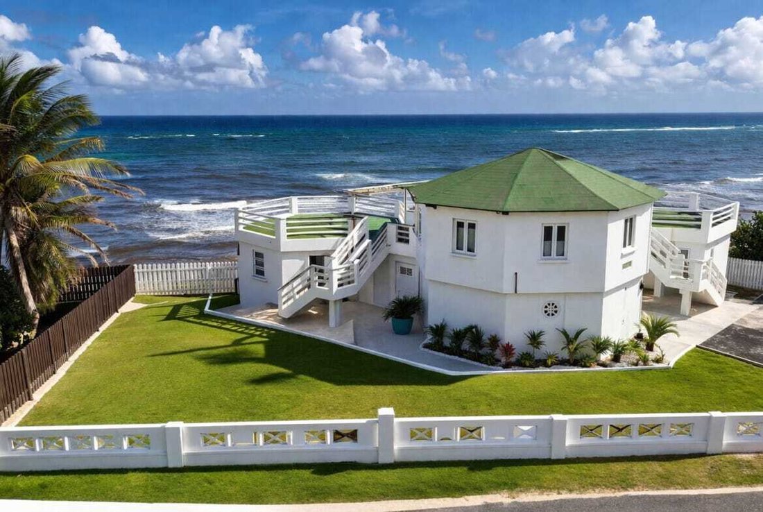 Apartment in Bridgetown, Christ Church, Barbados 3 - 18255486