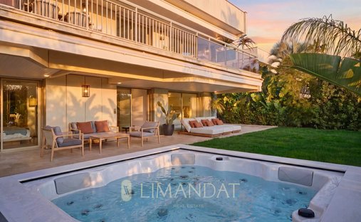 Villa in Cannes, Provence-Alpes-Côte d'Azur, France 1