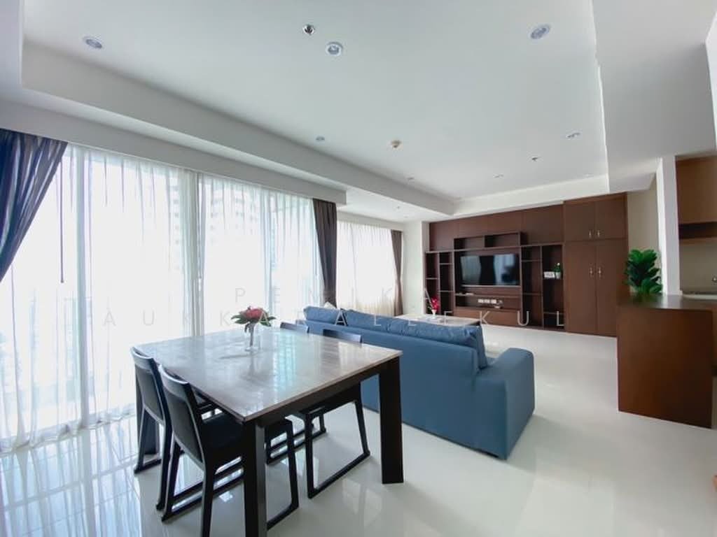 Condo in Khlong Toei, Krung Thep Maha Nakhon, Thailand 2 - 18253281
