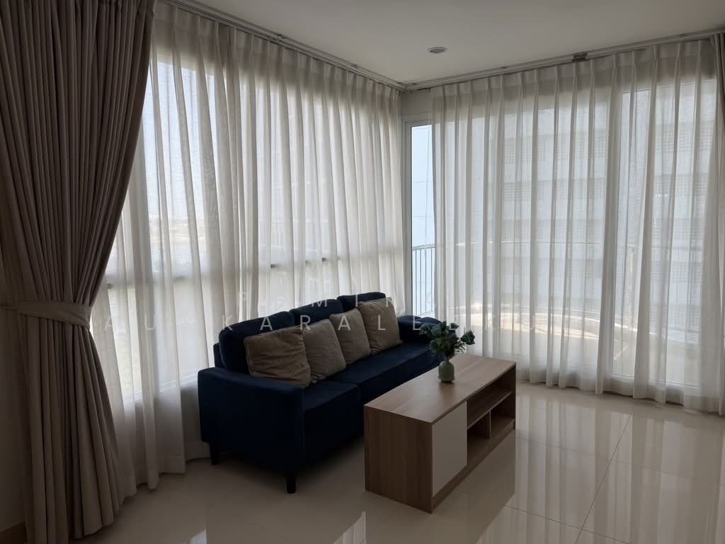 Condo in Chong Nonsi, Krung Thep Maha Nakhon, Thailand 1 - 18253280
