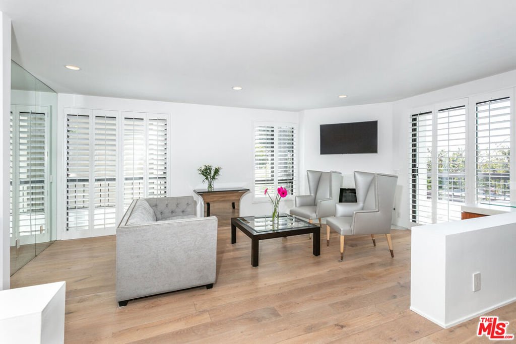 Condo in Los Angeles, California, United States 1 - 18253763