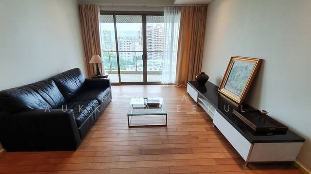 Condo in Khlong Toei, Krung Thep Maha Nakhon, Thailand 2 - 18255497