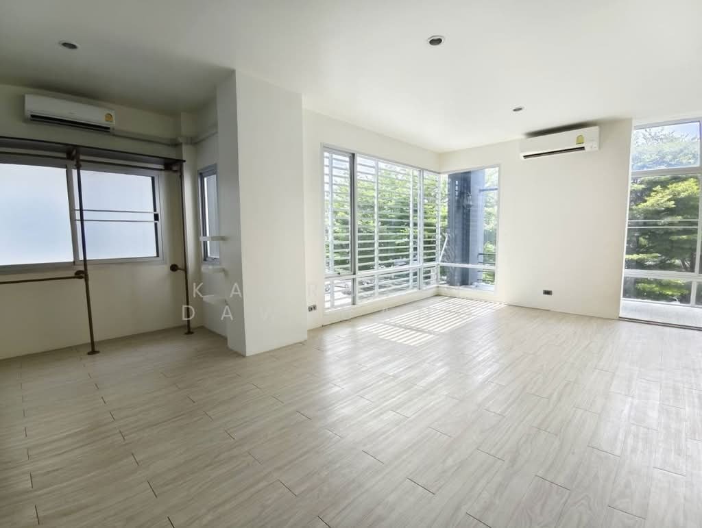 Townhouse in Bangkok, Krung Thep Maha Nakhon, Thailand 4 - 18252513