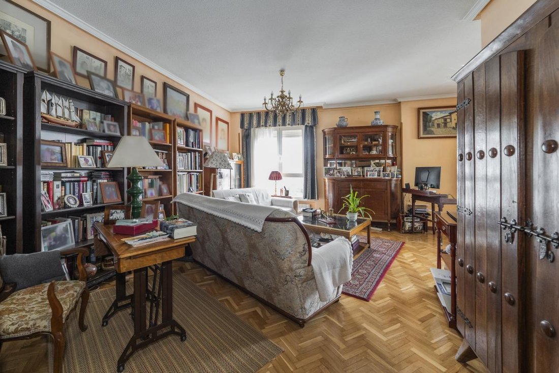 Apartment in Ciudad Lineal, Madrid, Spain 1 - 18181594