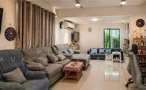 House in Lat Yao, Bangkok, Thailand 1