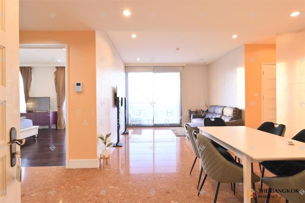 Condo in Phra Khanong Nuea, Bangkok, Thailand 5 - 18252864