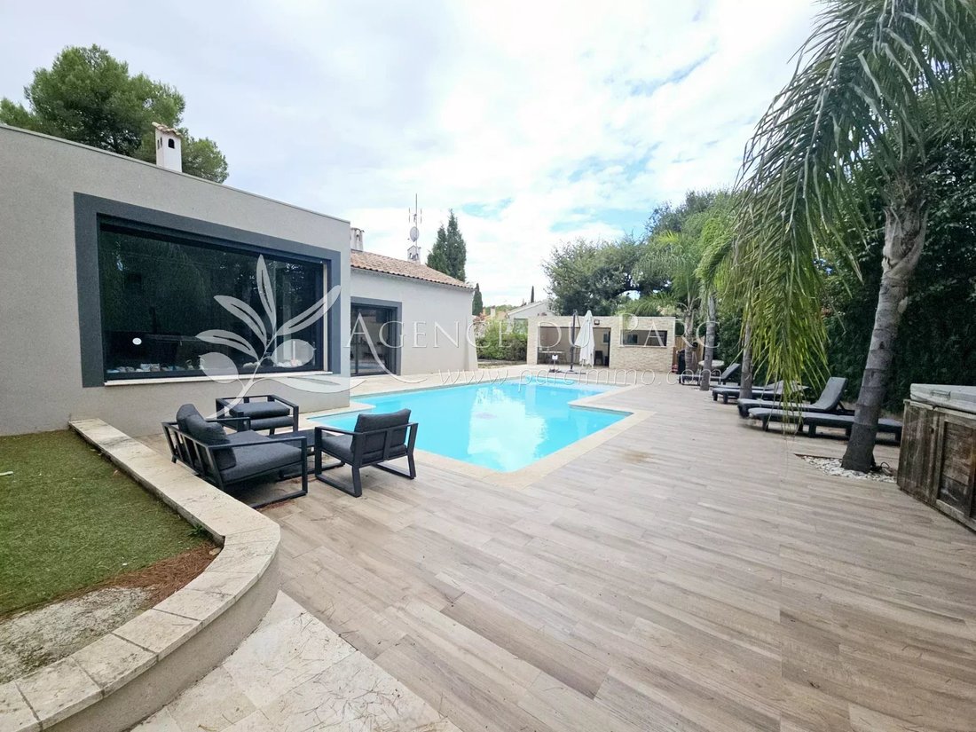 Villa in Mougins, Provence-Alpes-Côte d'Azur, France 2 - 15179024