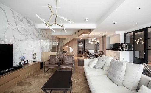 Condo in Bang Lamphu Lang, Krung Thep Maha Nakhon, Thailand 1