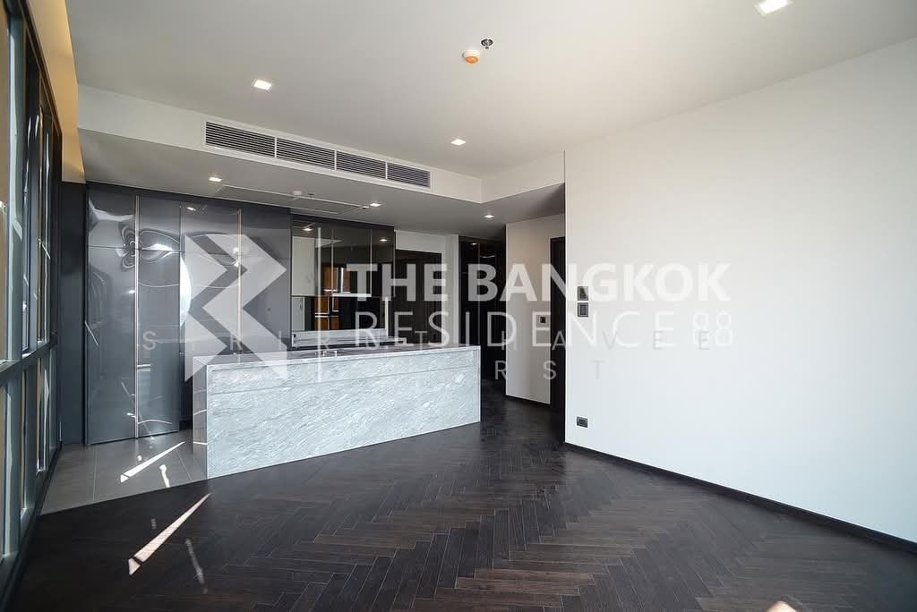 Condo in Phaya Thai, Krung Thep Maha Nakhon, Thailand 1 - 18252739