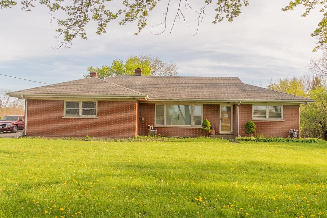 House in Long Grove, Illinois, United States 1 - 18250936