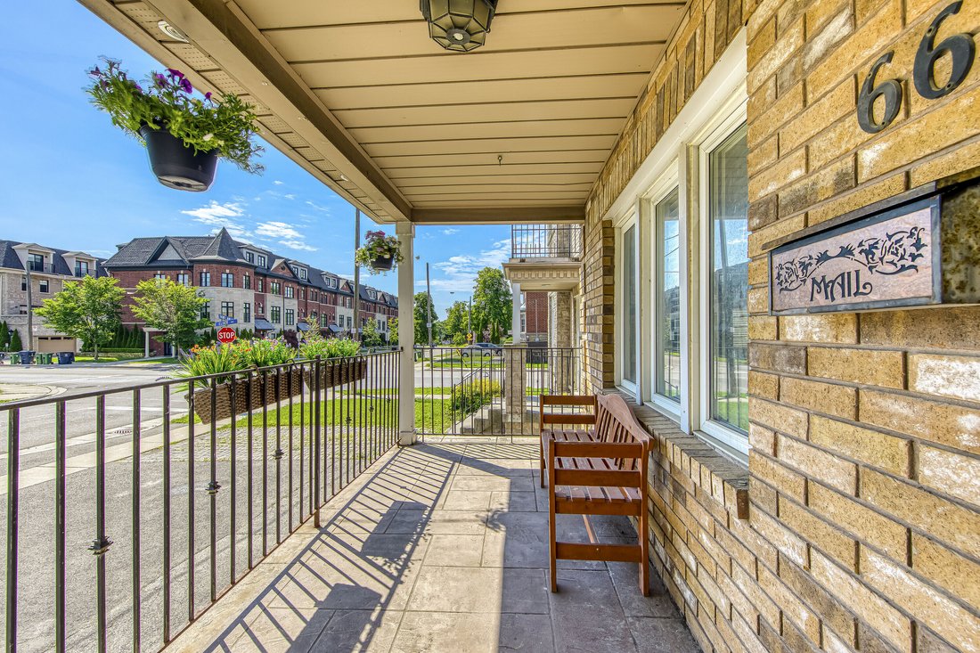 House in Toronto, Ontario, Canada 4 - 18251380