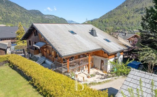 Chalet in Morzine, Auvergne-Rhône-Alpes, France 1