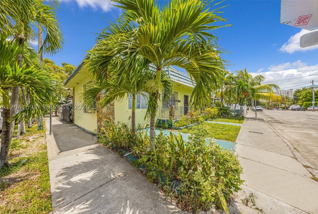 House in Miami, Florida, United States 3 - 18250414