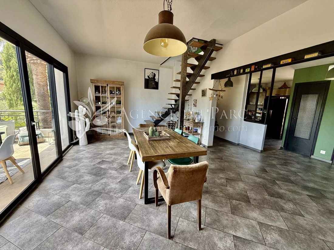 House in Grasse, Provence-Alpes-Côte d'Azur, France 2 - 18054954