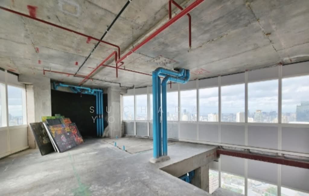 Condo in Khlong Toei, Krung Thep Maha Nakhon, Thailand 1 - 18253025