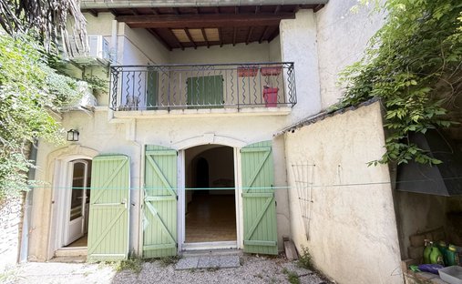 House in Arles, Provence-Alpes-Côte d'Azur, France 1