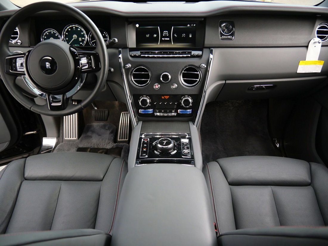 Suv in Beverly Hills, CA, United States 4 - 18255807