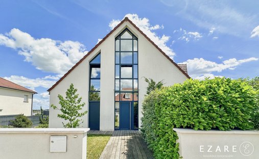 House in Vieux Village, Fontaine-les-Dijon, France 1