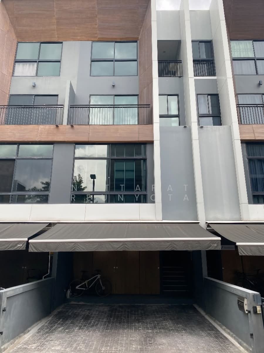 Townhouse in Chong Nonsi, Krung Thep Maha Nakhon, Thailand 5 - 18252672