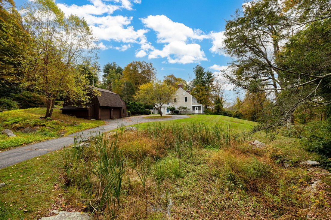 House in New Hartford, Connecticut, United States 2 - 18190197