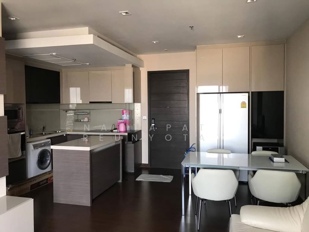 Condo in Huai Khwang, Krung Thep Maha Nakhon, Thailand 1 - 18252665
