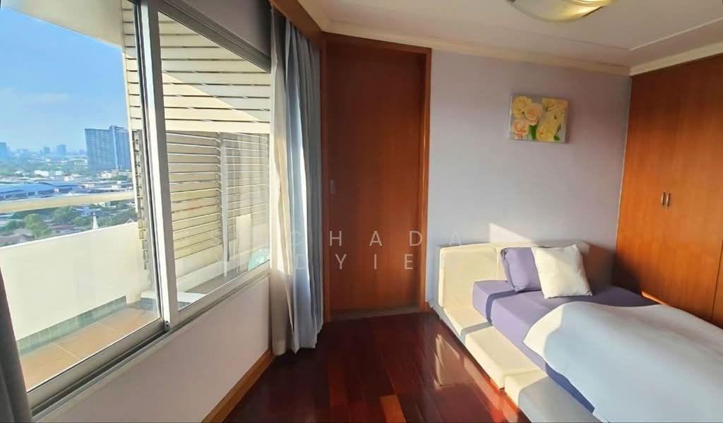 Condo in Bang Phlat, Krung Thep Maha Nakhon, Thailand 4 - 18253363