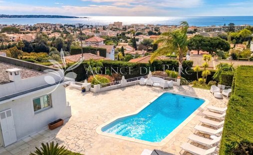 House in Gabelle-Courcettes-Les Clos, Vallauris, France 1
