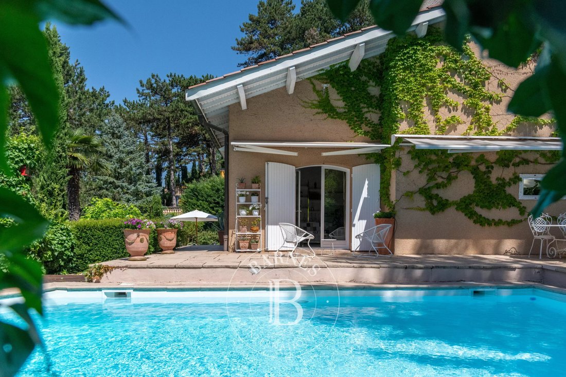 House in Saint-Cyr-au-Mont-d'Or, Auvergne-Rhône-Alpes, France 2 - 17152434