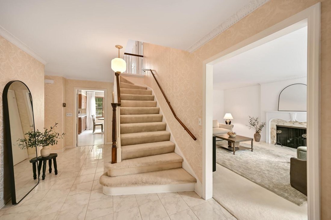 House in Elm Grove, Wisconsin, United States 2 - 18257279
