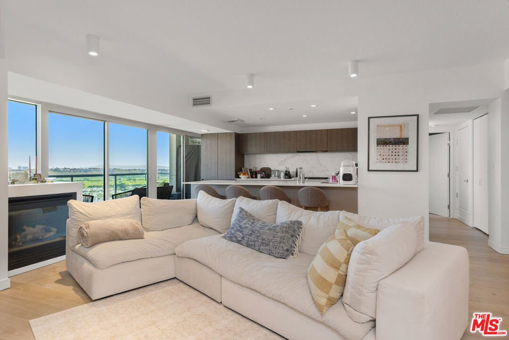 Condo in Marina del Rey, California, United States 4 - 18253805