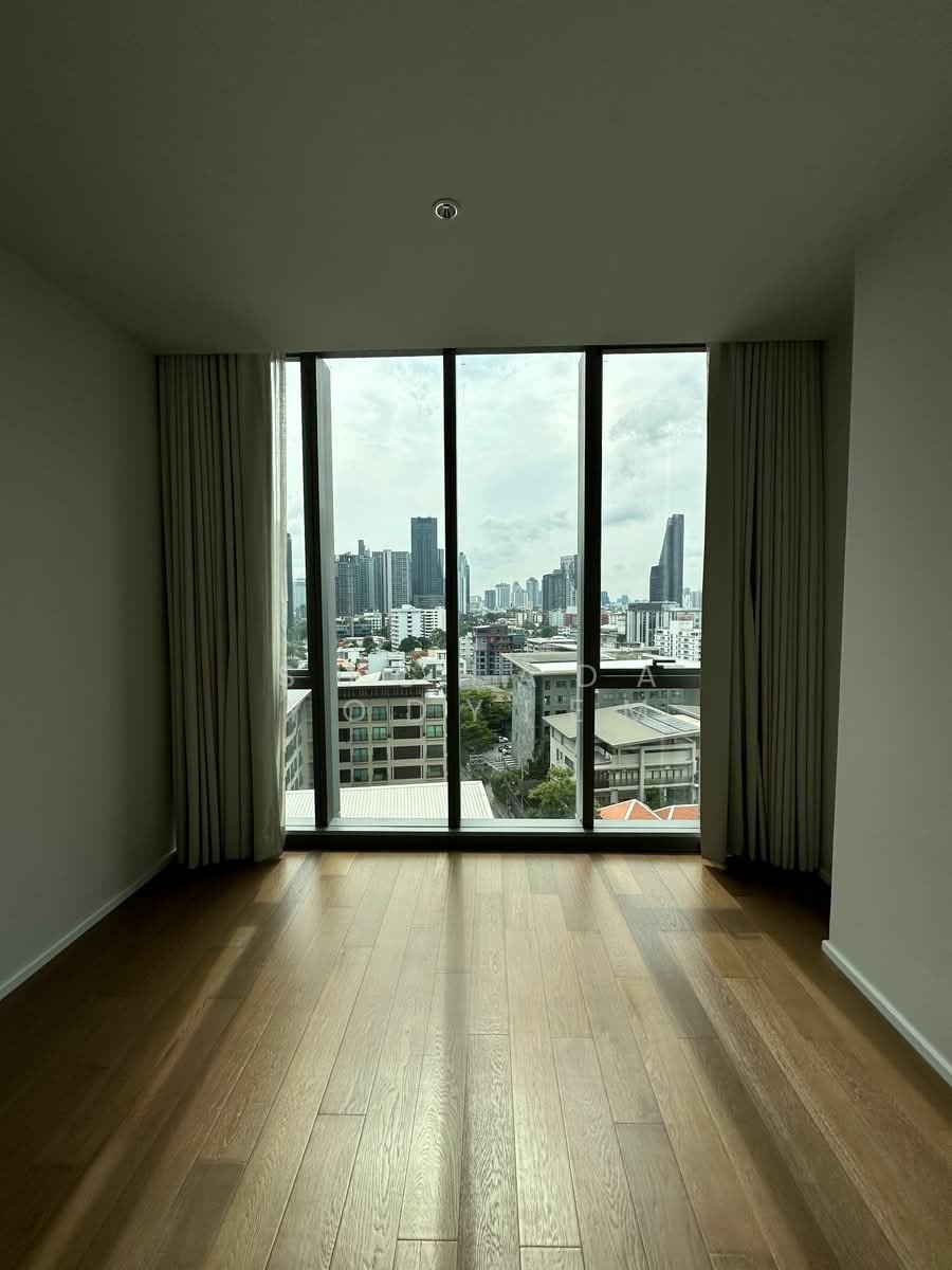 Condo in Khlong Toei, Krung Thep Maha Nakhon, Thailand 3 - 18252547