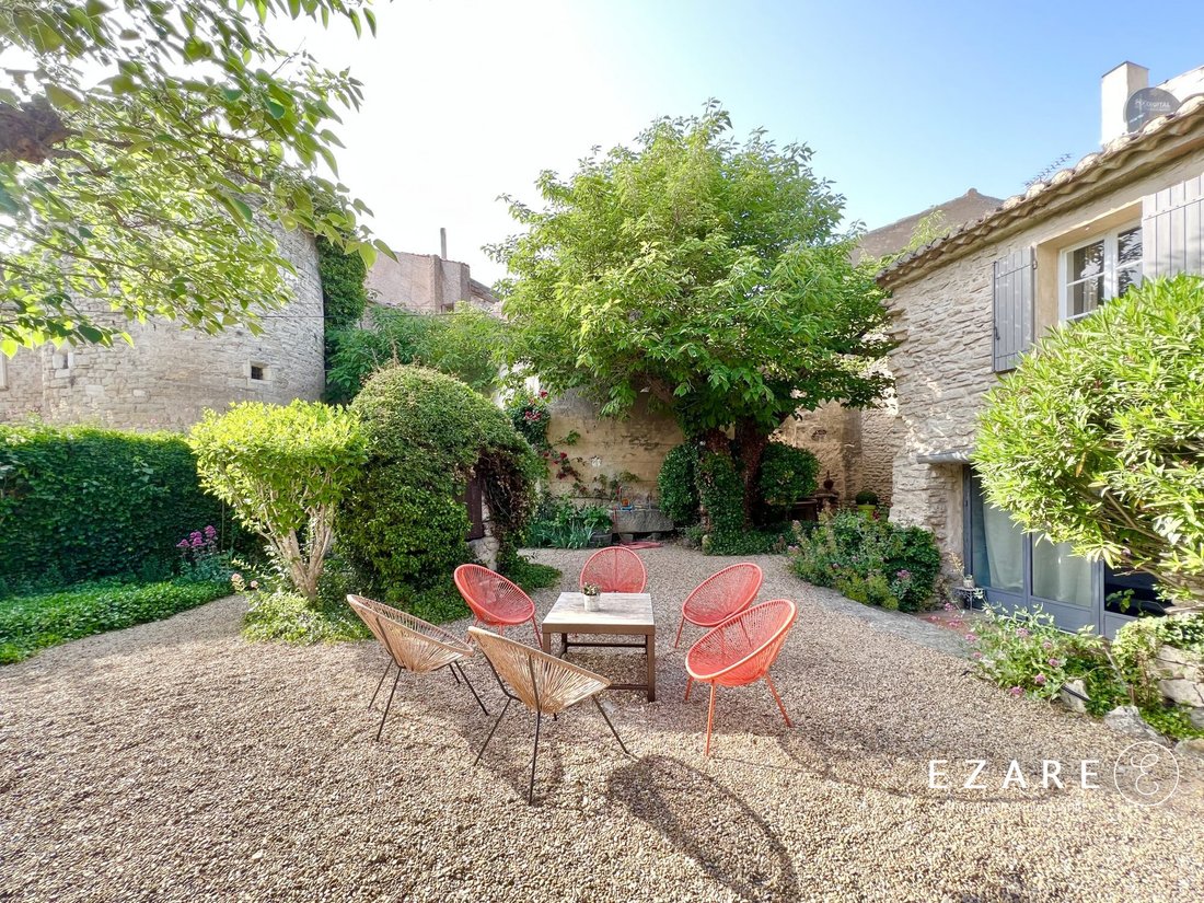 House in Gordes, Provence-Alpes-Côte d'Azur, France 2 - 17554156