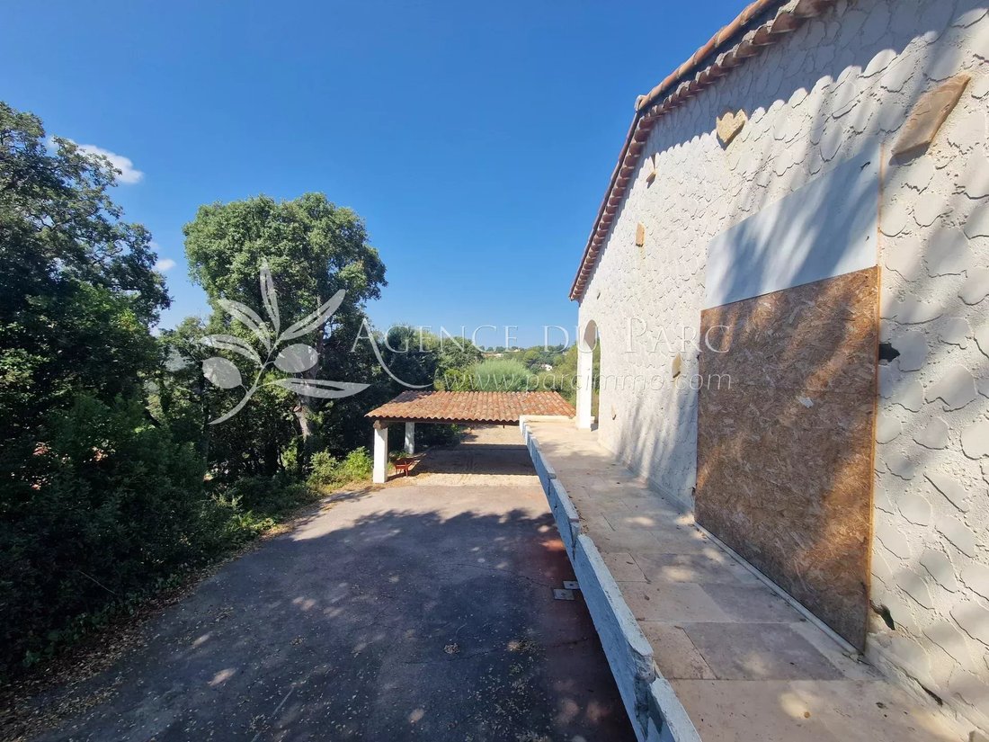 House in Village-Saint Julien-Saint Pierre, Biot, France 4 - 14761404